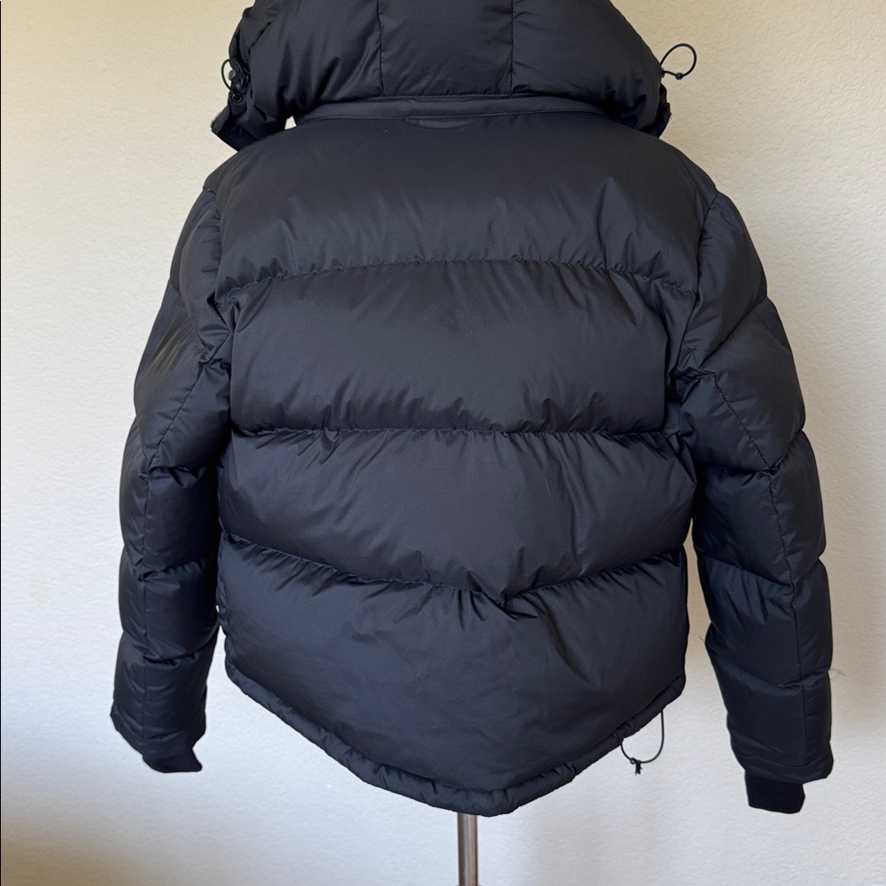 Quince Cropped Puffer Jacket Size Small - Picture 7 of 8